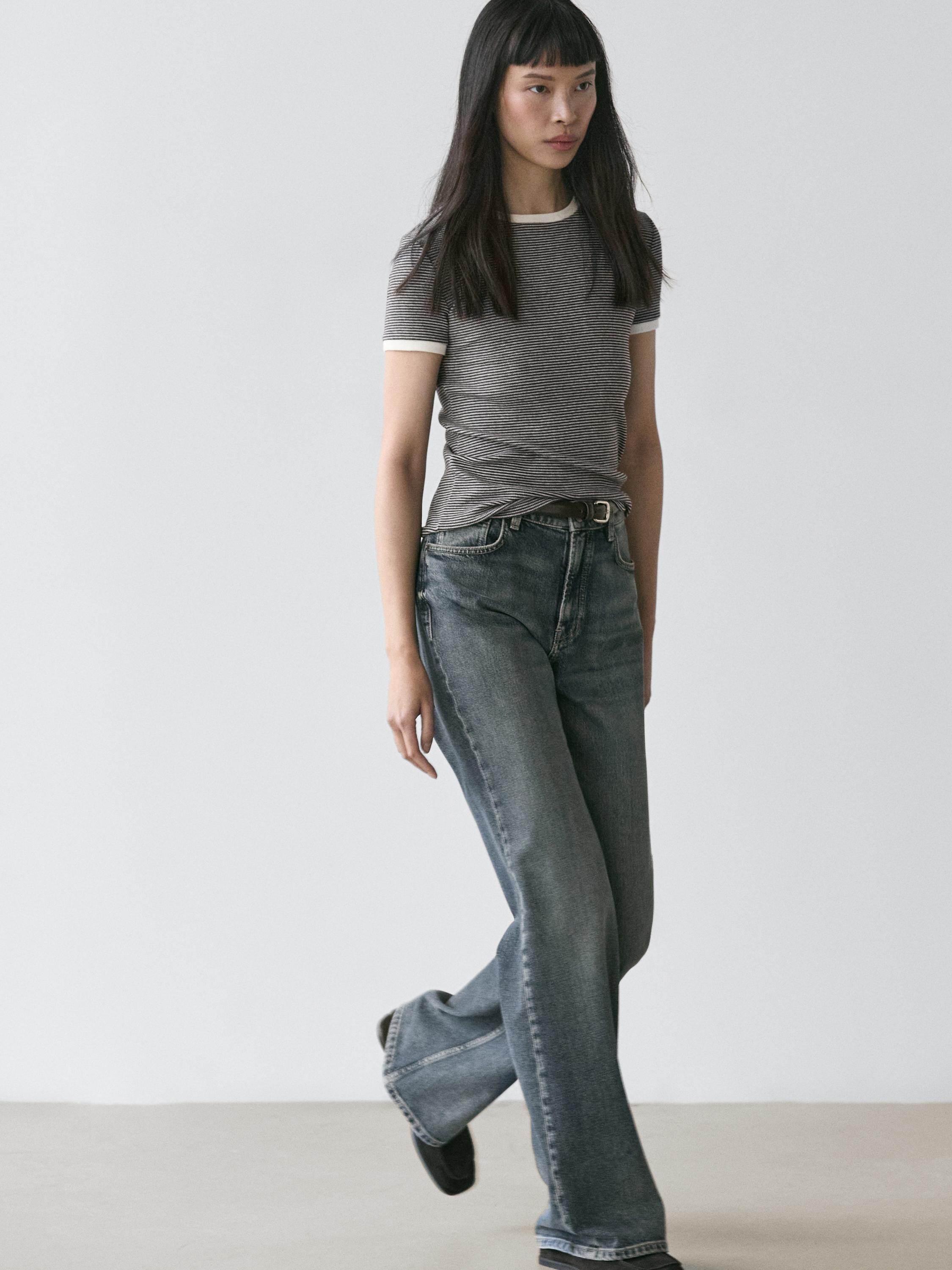 Short sleeve T-shirt with contrast detail